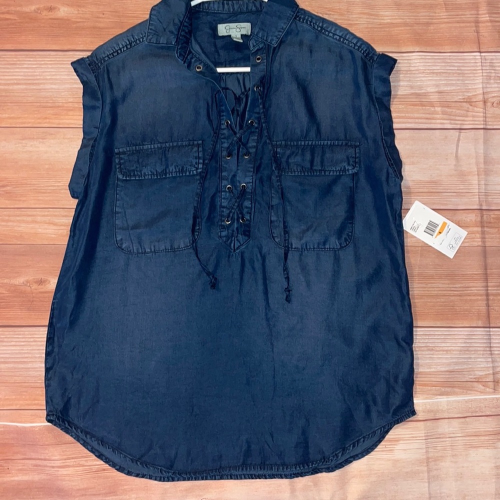 NWOT Jessica Simpson Dark Wash Chambray Top! Sz Small! Cute!!